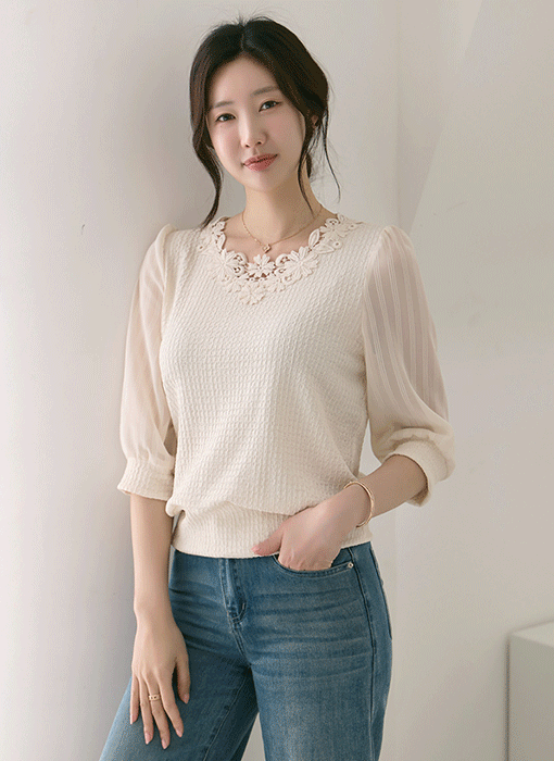 [LouisAngel] 이젤 모티브 플라워 레이스 쉬폰 소매 배색 쟈가드 블라우스 티