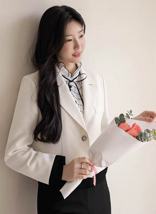 [LouisAngel] 레토디 배색 세미크롭 테일러드 자켓