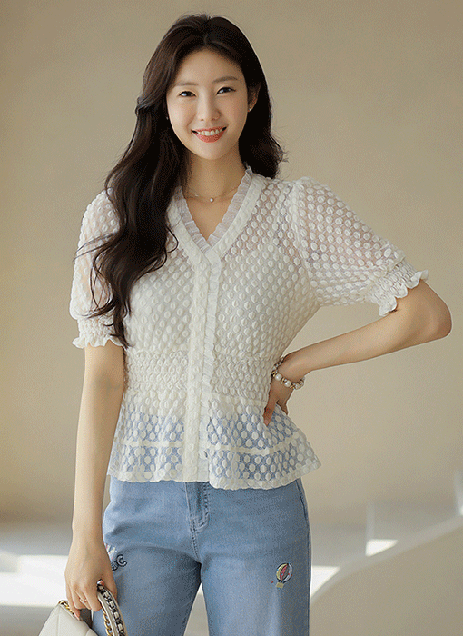 [LouisAngel] 멜리아 시스루 엠보 도트 쟈가드 레이스 허리 스모킹 페플럼 블라우스