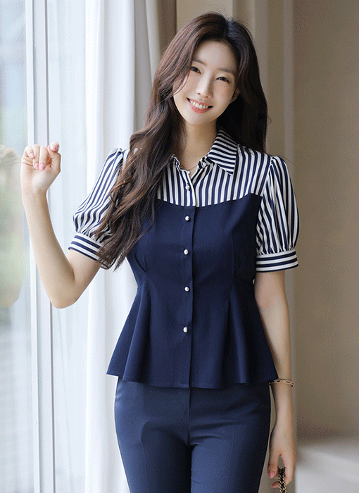 [LouisAngel] 디엘라 뷔스티에 쉬폰 배색 스트라이프 페플럼 카라 블라우스