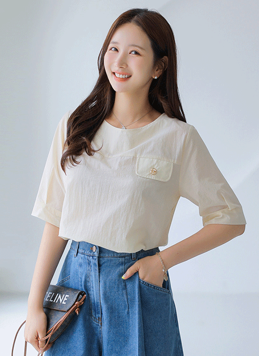 에이드 골드 버튼 사각사각 쿨링 라운드 5부 소매 블라우스