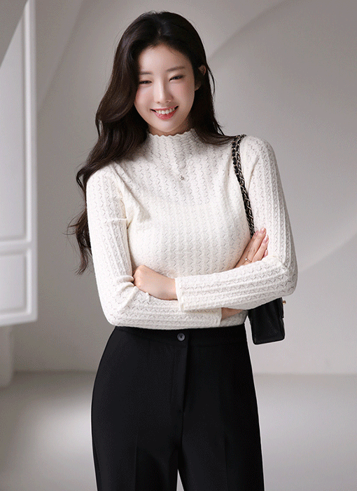 글렌트 핫픽스 미니 써클 패턴 물결 반목 폴라넥 니트