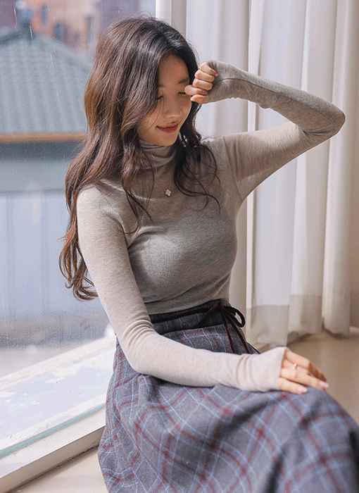 라이즌 보들보들 울 블렌딩 텐셀 슬림 베이직 폴라 니트