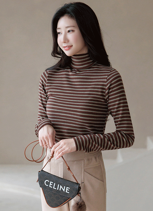 도네온 멀티 컬러링 잔잔 스트라이프 폴라 티셔츠