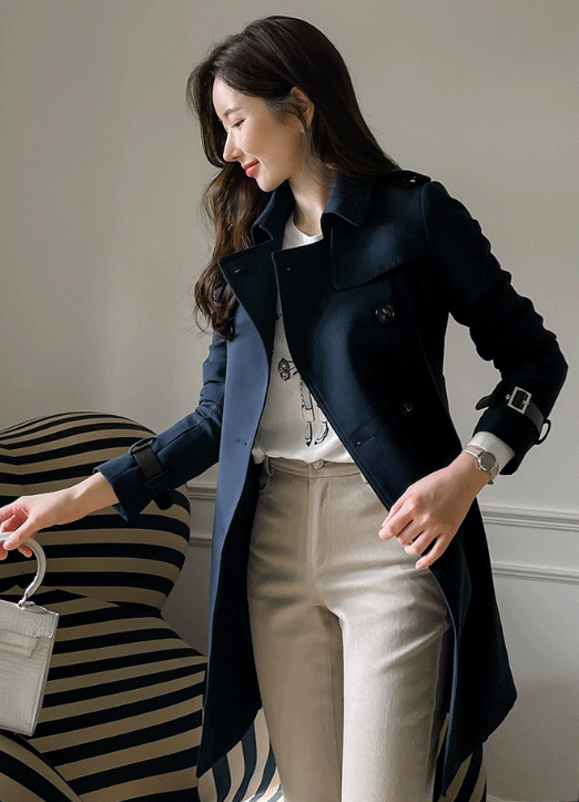 时尚经典双排扣中长款风衣