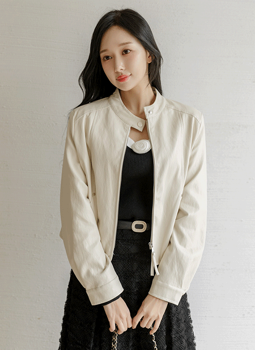 세렌느 소프트한 감촉 밑단 셔링 반하이넥 집업 레더 자켓