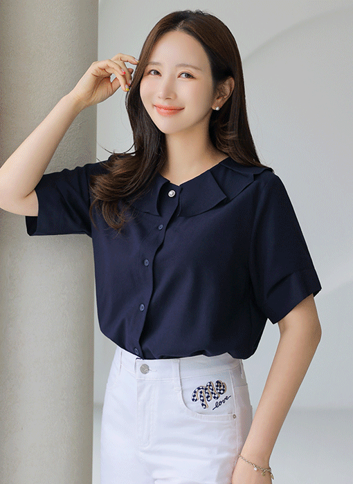 레블리 사각사각 쿨링 터치 플리츠 주름 카라 블라우스