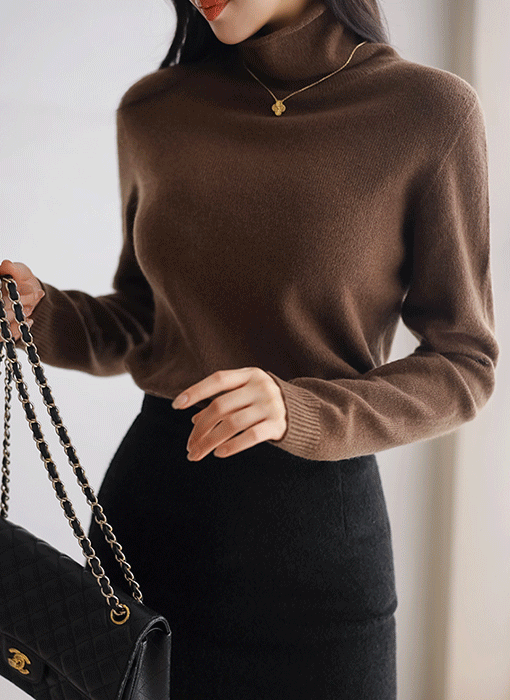 디셈버 여리 실루엣 고퀄 울100 홀가먼트 루즈넥 폴라 니트