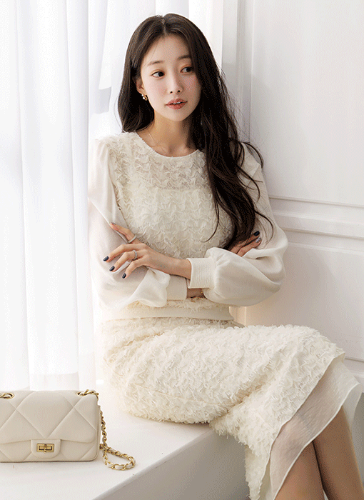 [LouisAngel] 라디엘 꽃잎 가득 리본타이SET 쉬폰 소매 배색 블라우스 티