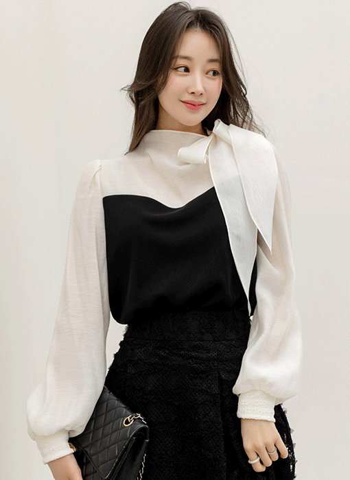 [LouisAngel] 레어블 하트라인 배색 시스루 소매 리본 넥 블루종 블라우스