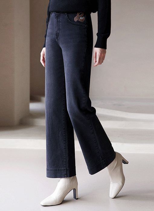 러브 레더패치 자수 히든밴딩 일자와이드 데님 팬츠