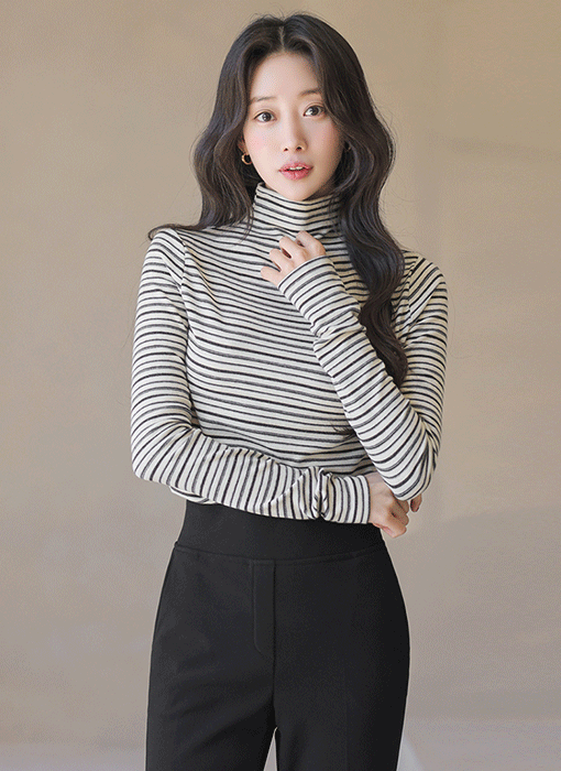 [Theonme] 멀티 스트라이프 반하이넥 긴팔 티셔츠