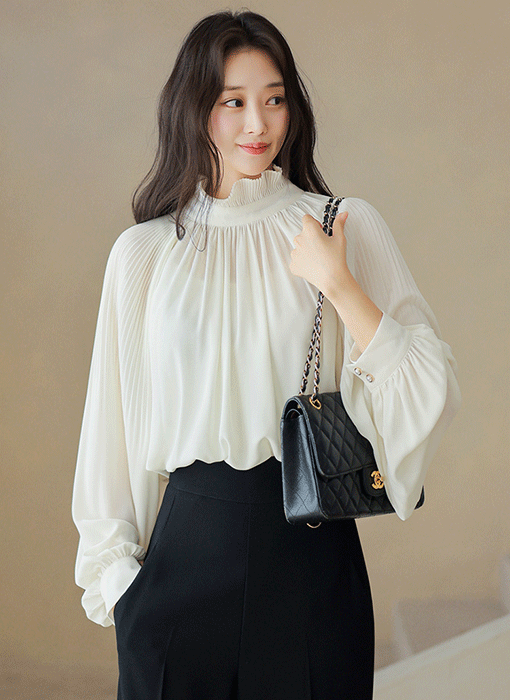 디무드 엘레강스 플리츠 볼륨 셔링 퍼프 하이넥 블라우스